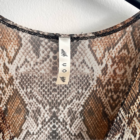 Brown Tan Long Sleeve Wrap Bodycon Dress - Picture 5 of 8